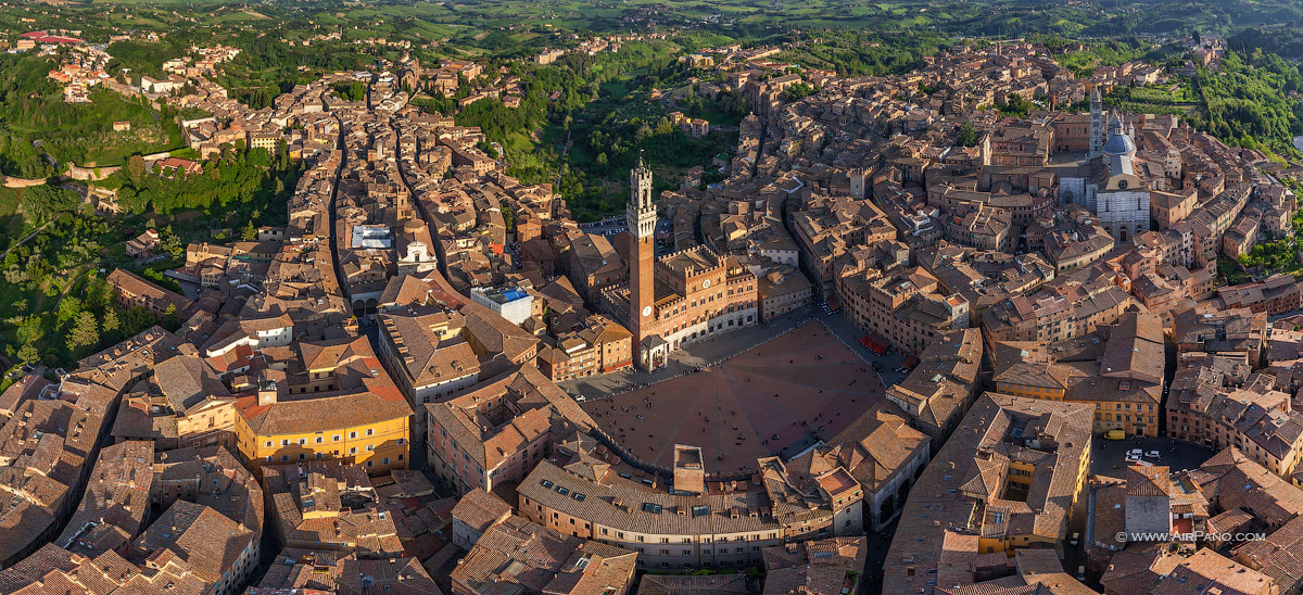 Aerial view of the city of Siena, Italy